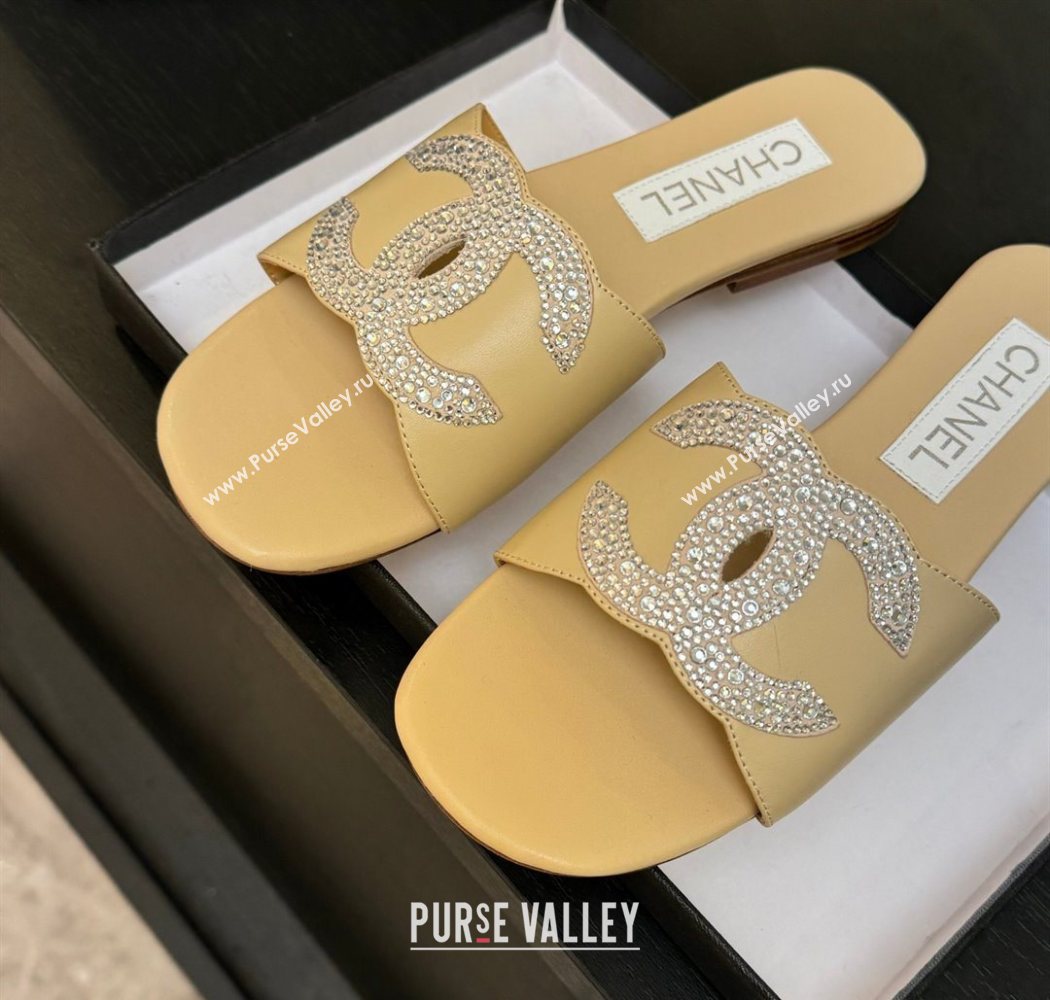 Chanel Calfskin Leather Flat Slides Sandal Beige 2025 CH090102 (MD-250901031)