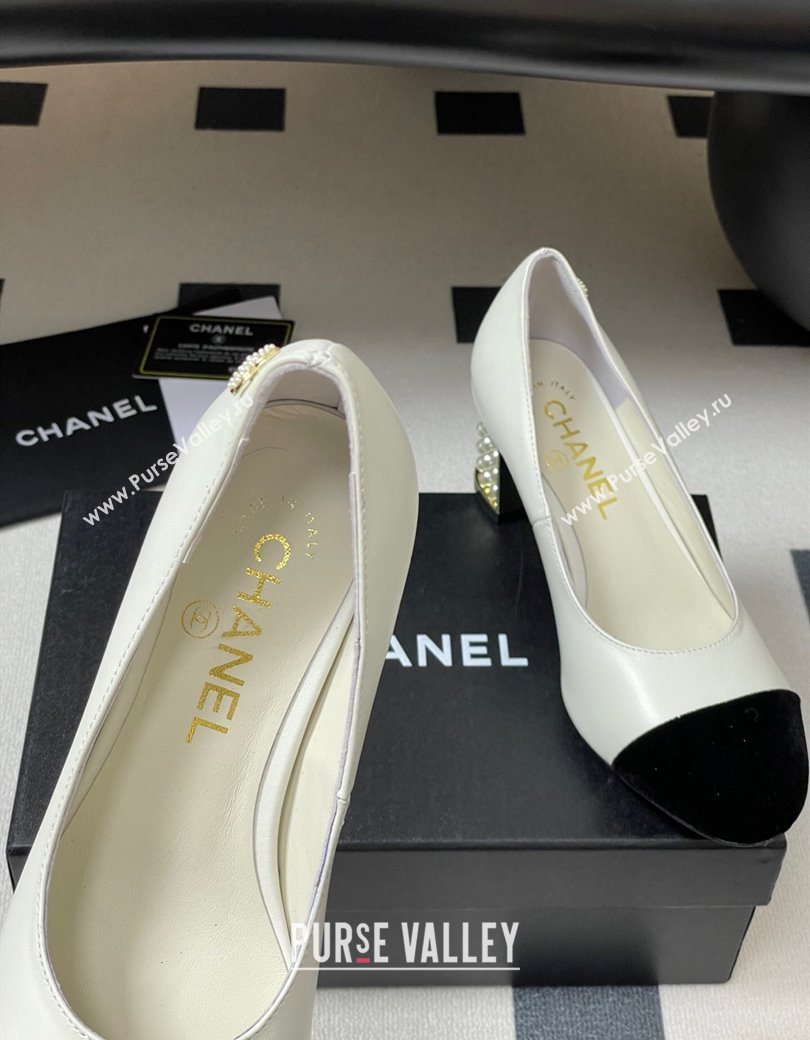 Chanel Lambskin Velvet Pumps 6cm with Pearls White 2025 CH090104 (MD-250901072)