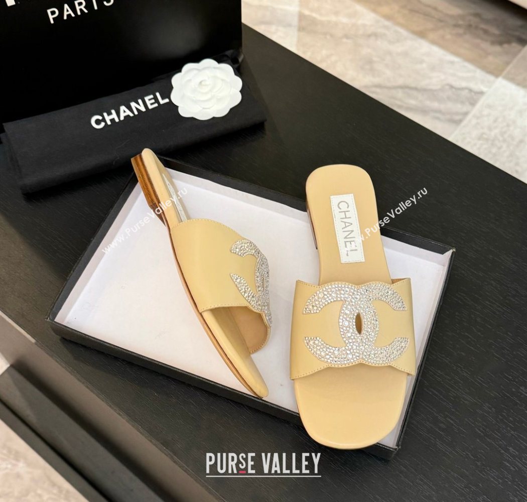 Chanel Calfskin Leather Flat Slides Sandal Beige 2025 CH090102 (MD-250901031)