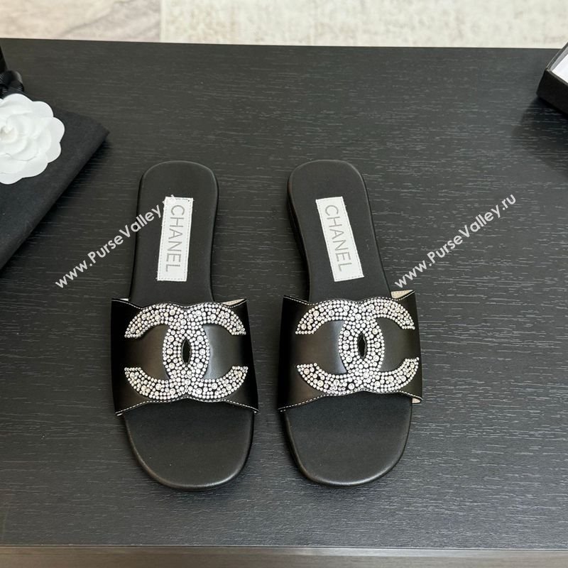 Chanel Calfskin Leather Flat Slides Sandal Black 2025 CH090102 (MD-250901032)