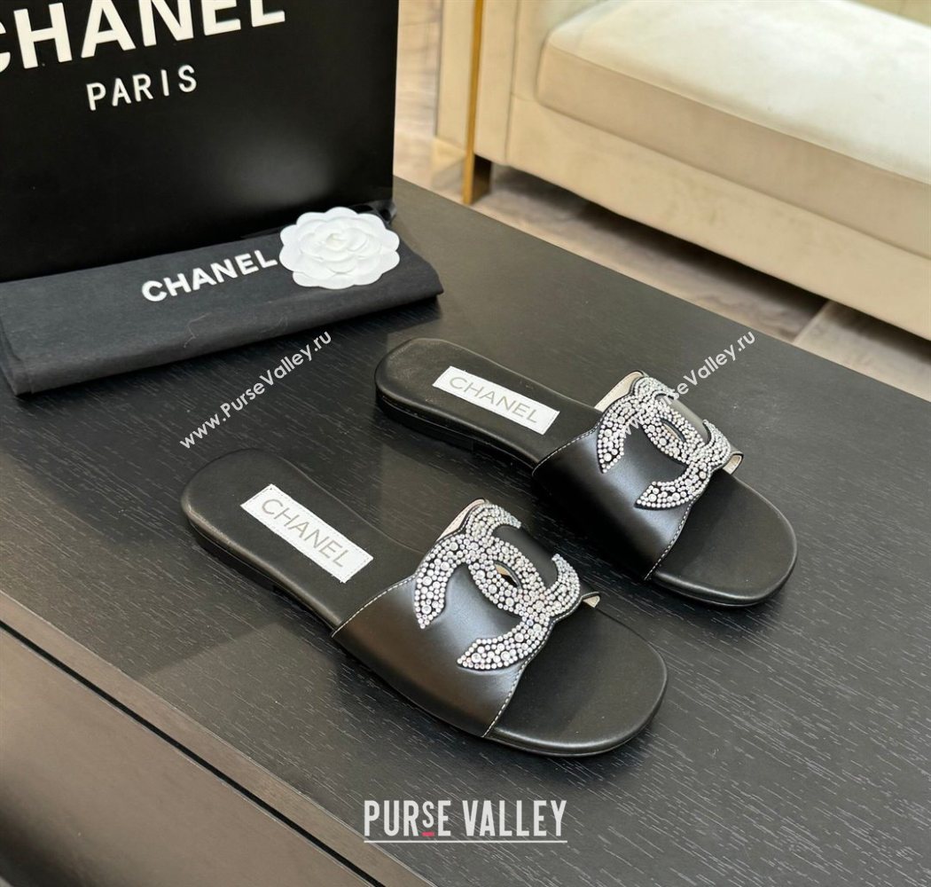 Chanel Calfskin Leather Flat Slides Sandal Black 2025 CH090102 (MD-250901032)