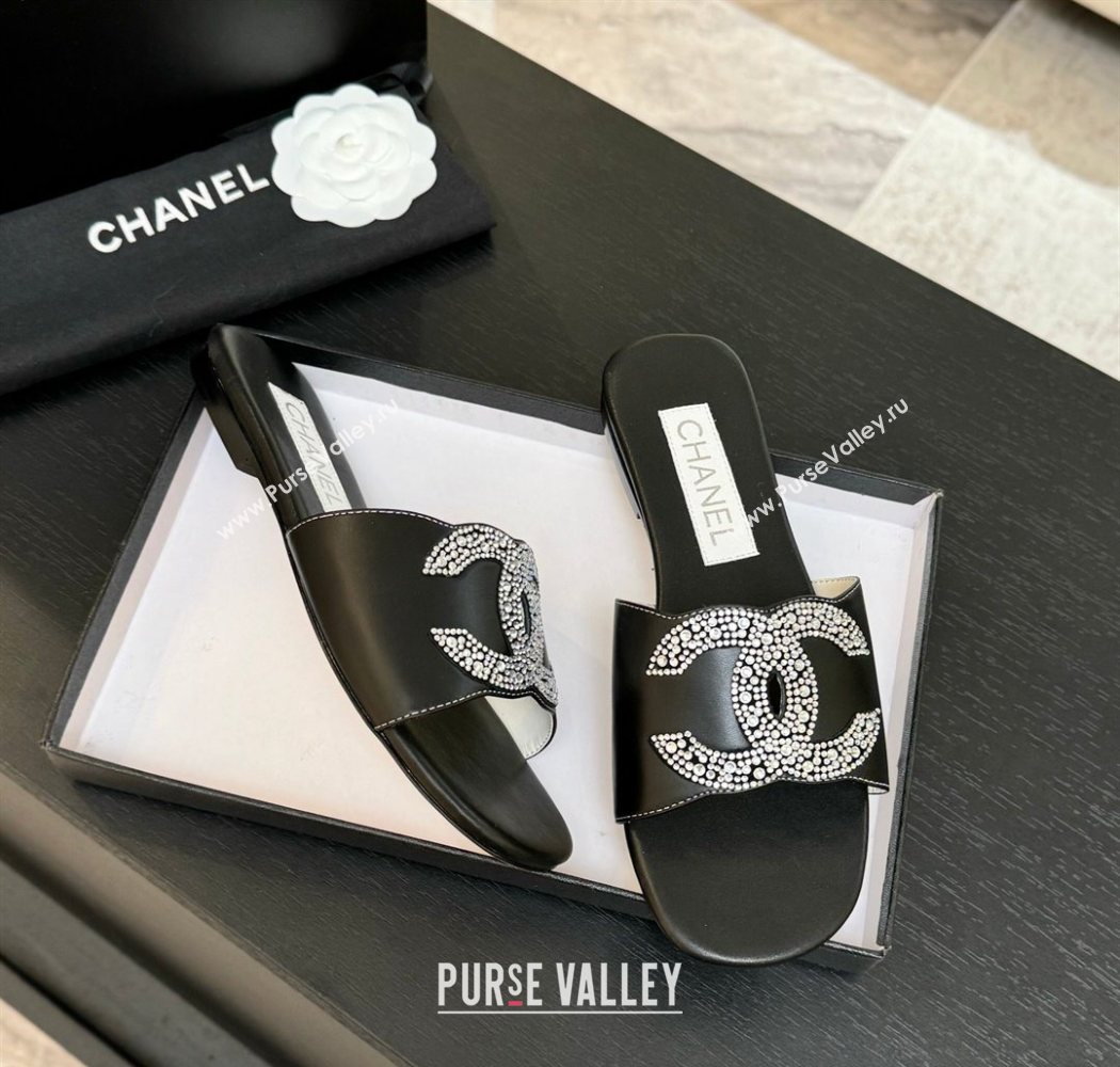 Chanel Calfskin Leather Flat Slides Sandal Black 2025 CH090102 (MD-250901032)