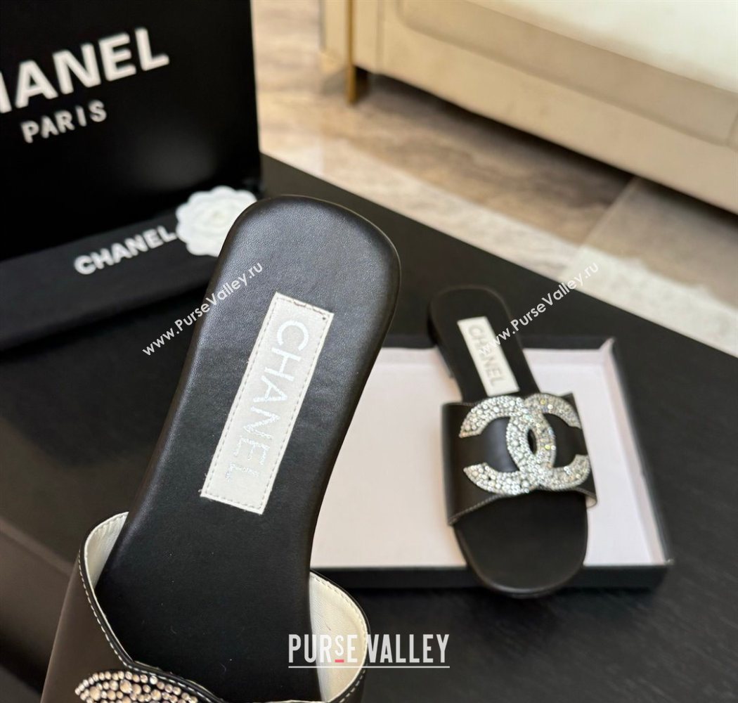 Chanel Calfskin Leather Flat Slides Sandal Black 2025 CH090102 (MD-250901032)