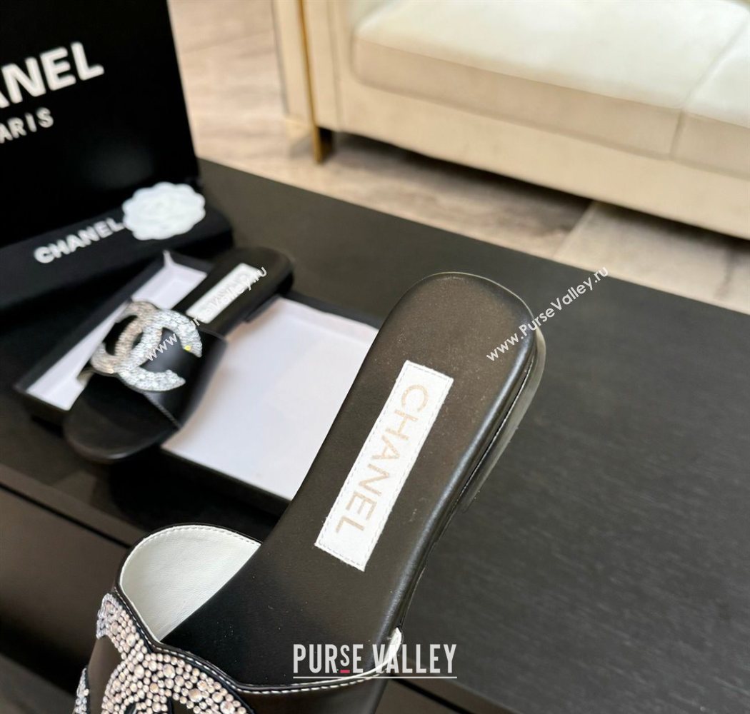 Chanel Calfskin Leather Flat Slides Sandal Black 2025 CH090102 (MD-250901032)