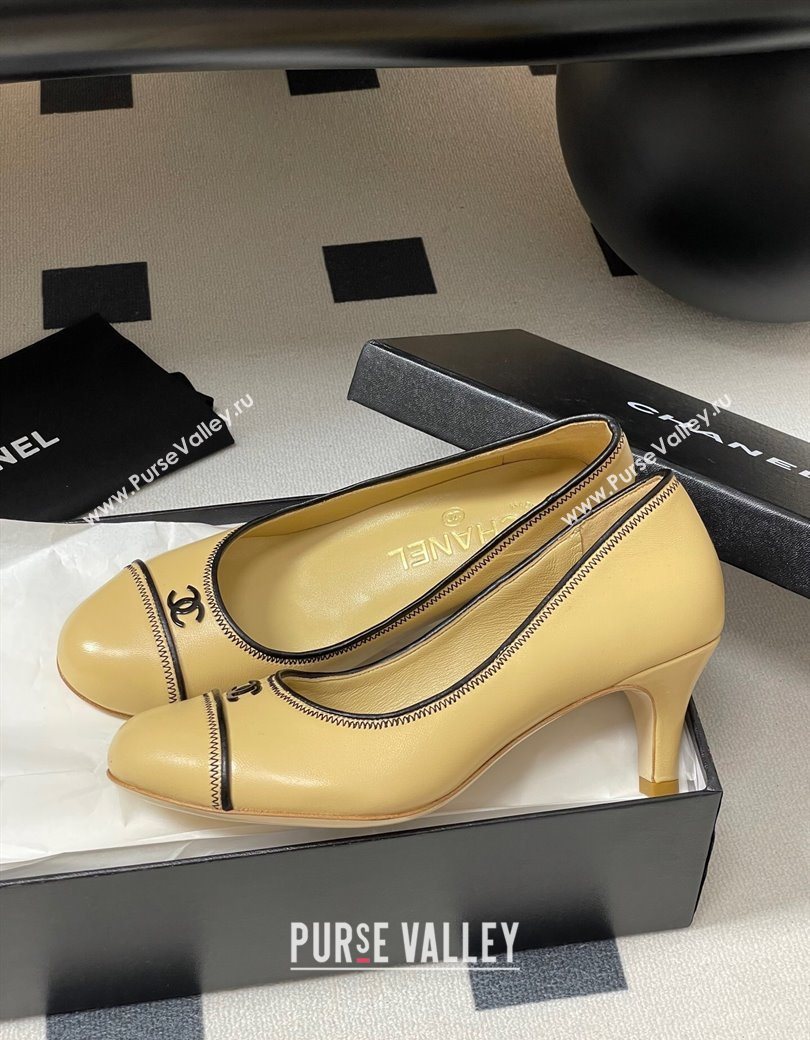 Chanel Vintage Lambskin Leather Pumps 6.5cm Beige 2025 CH090116 (MD-250901176)