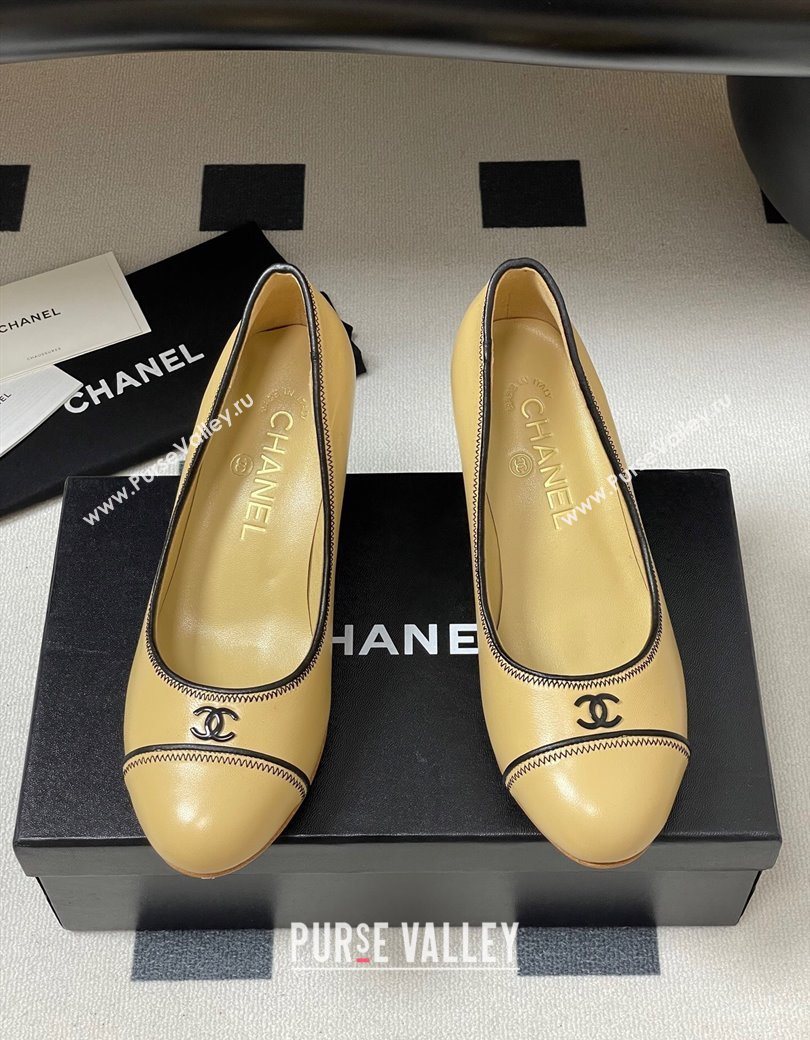 Chanel Vintage Lambskin Leather Pumps 6.5cm Beige 2025 CH090116 (MD-250901176)