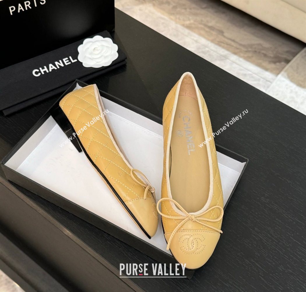Chanel Classic Quilted Lambskin Ballet Flats with Bow Beige Yellow 2025 0901 (MD-250901003)
