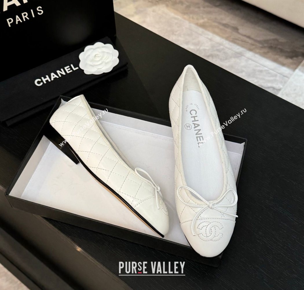 Chanel Classic Quilted Lambskin Ballet Flats with Bow White 2025 0901 (MD-250901004)