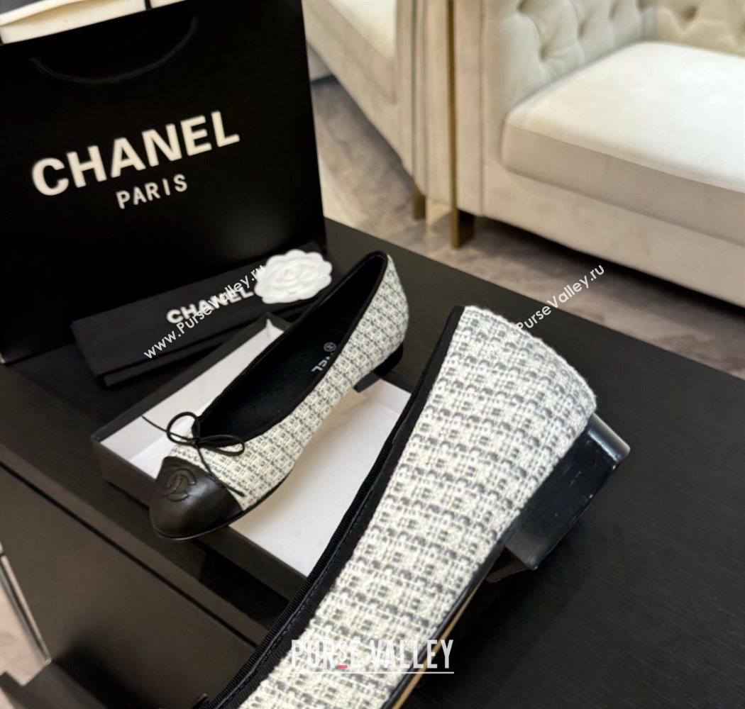 Chanel Classic Tweed Lambskin Leather Ballet Flats with Bow Black/White/Grey 2025 0901 (MD-250901008)