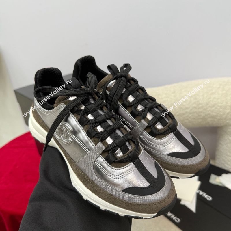 Chanel Laminated Calfskin Suede Sneakers Grey 2025 G46609 (SS-250901044)