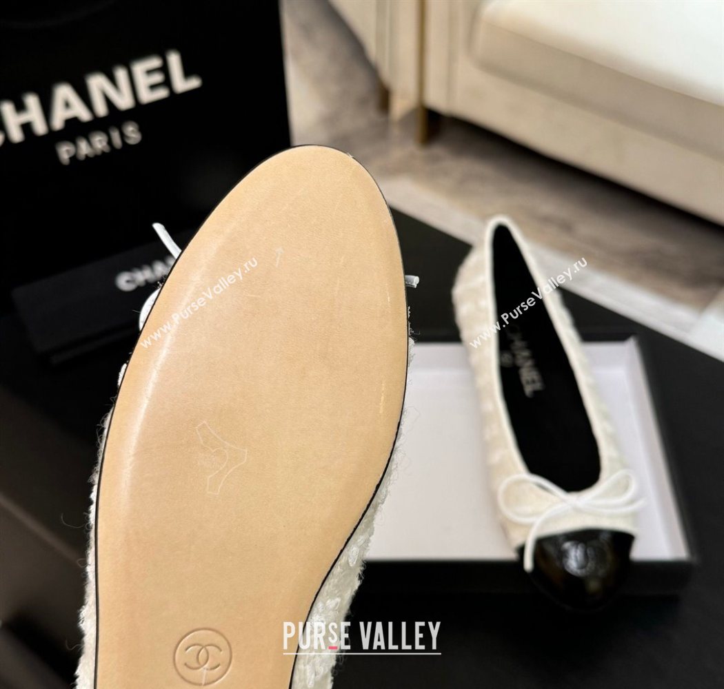 Chanel Classic Tweed Patent Calfskin Ballet Flats with Bow White/Black2 2025 0901 (MD-250901010)
