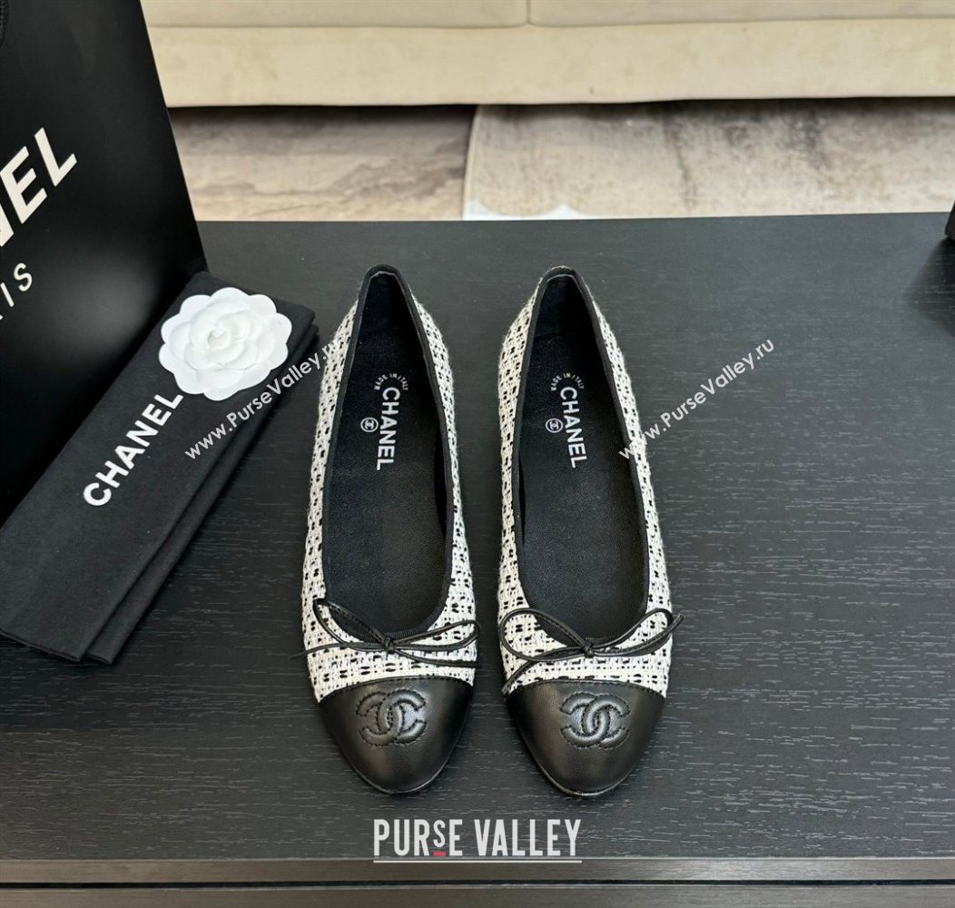 Chanel Classic Tweed Lambskin Leather Ballet Flats with Bow Black/White2 2025 0901 (MD-250901011)