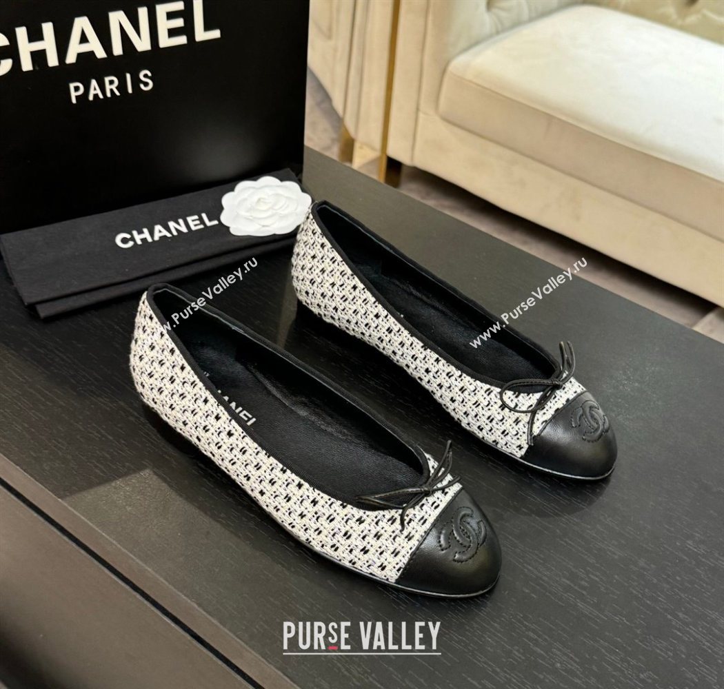 Chanel Classic Tweed Lambskin Leather Ballet Flats with Bow Black/White2 2025 0901 (MD-250901011)