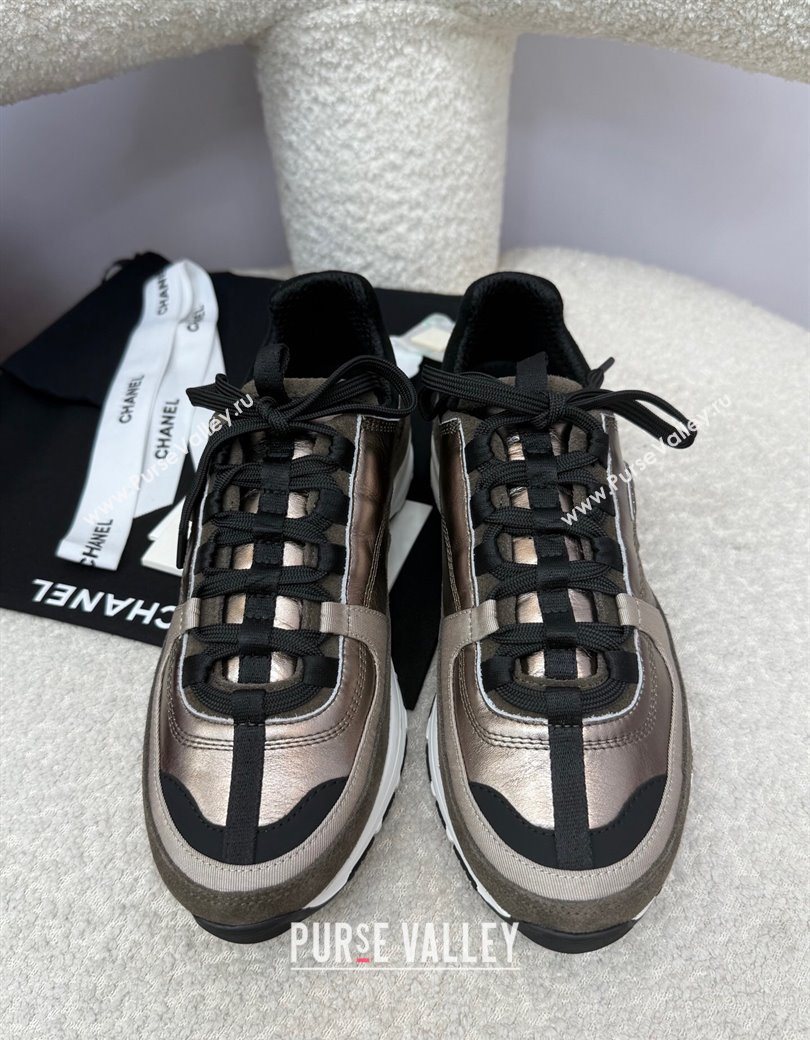 Chanel Laminated Calfskin Suede Sneakers Bronze 2025 G46609 (SS-250901045)