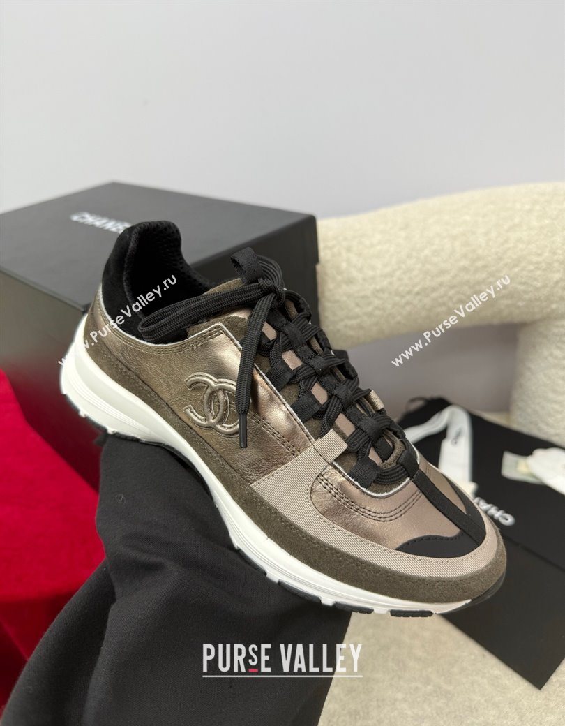 Chanel Laminated Calfskin Suede Sneakers Bronze 2025 G46609 (SS-250901045)