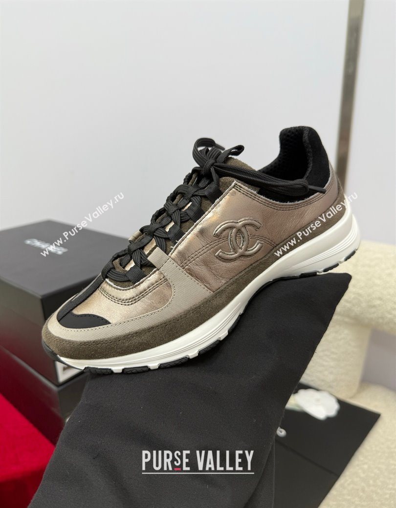 Chanel Laminated Calfskin Suede Sneakers Bronze 2025 G46609 (SS-250901045)