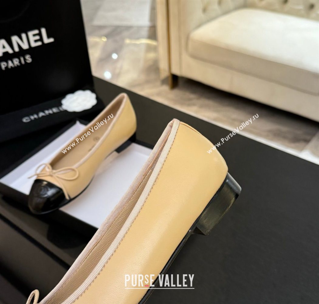 Chanel Classic Lambskin Patent Calfskin Ballet Flats with Bow Beige 2025 0901 (MD-250901022)