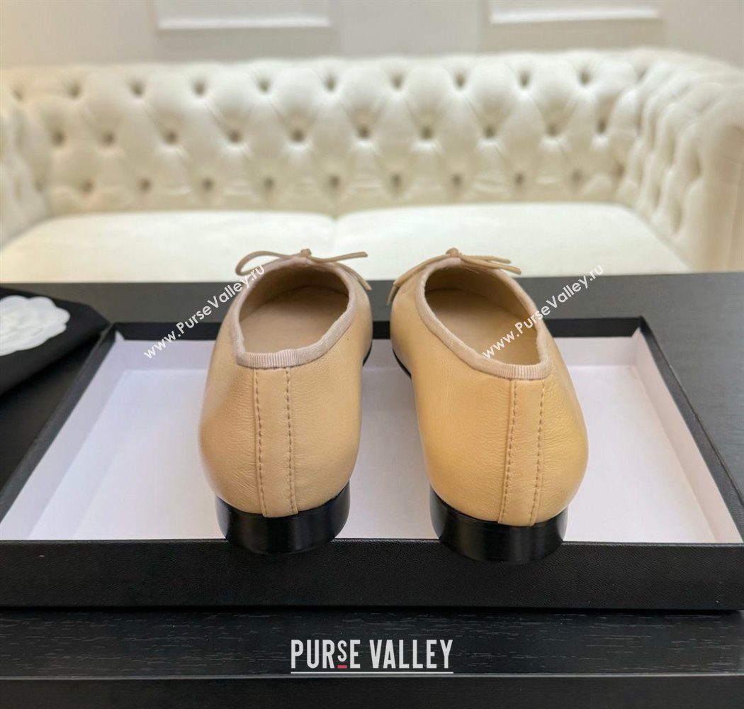 Chanel Classic Lambskin Patent Calfskin Ballet Flats with Bow Beige 2025 0901 (MD-250901022)