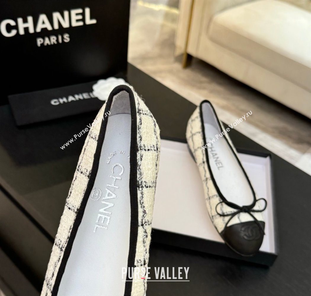 Chanel Classic Tweed Lambskin Leather Ballet Flats with Bow White 2025 0901 (MD-250901026)