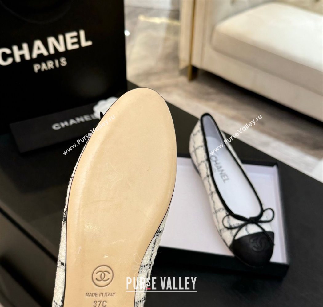 Chanel Classic Tweed Lambskin Leather Ballet Flats with Bow White 2025 0901 (MD-250901026)