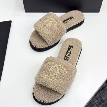 Chanel Shearling Flat Slides Sandal with Chain Beige 2025 CH090111 (MD-250901114)