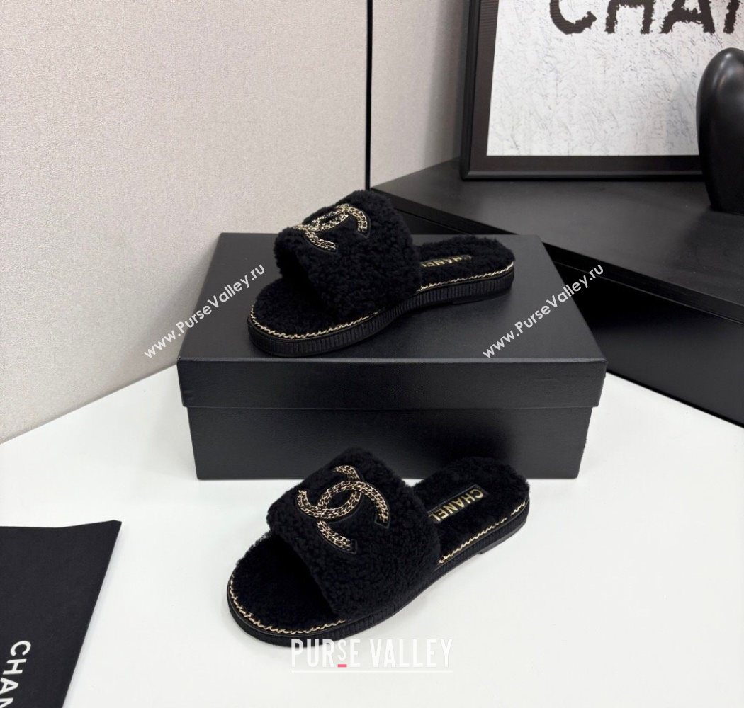 Chanel Shearling Flat Slides Sandal with Chain Black 2025 CH090111 (MD-250901115)