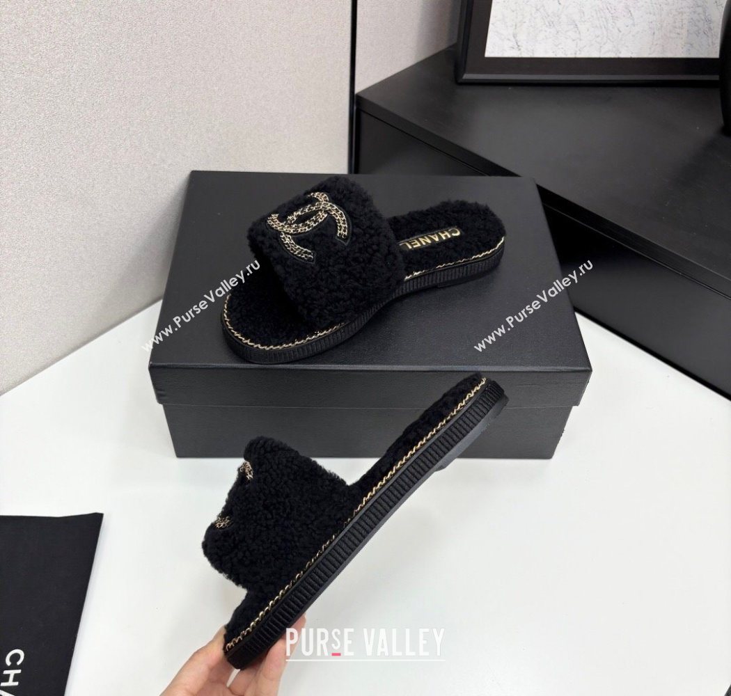 Chanel Shearling Flat Slides Sandal with Chain Black 2025 CH090111 (MD-250901115)