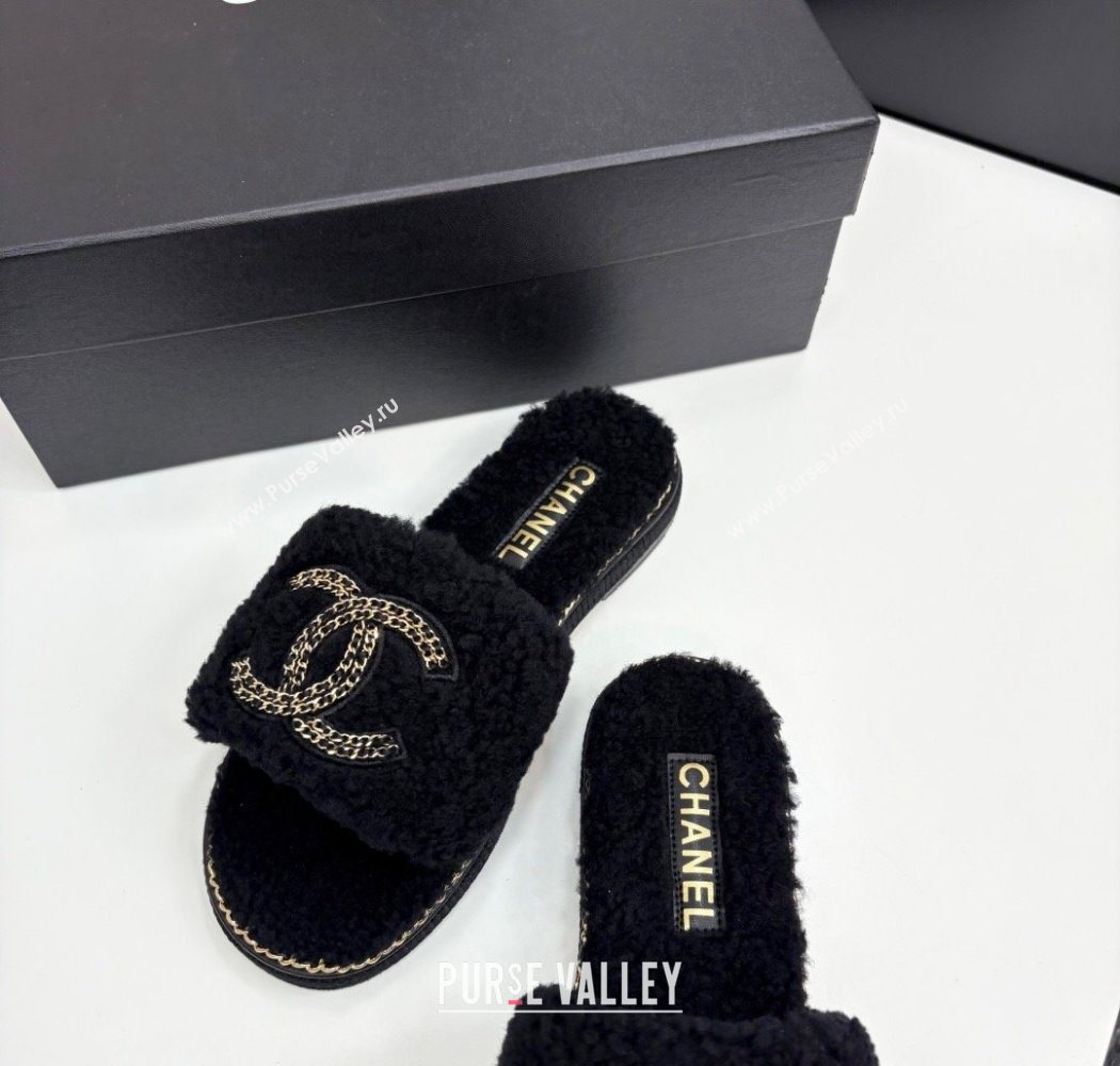 Chanel Shearling Flat Slides Sandal with Chain Black 2025 CH090111 (MD-250901115)