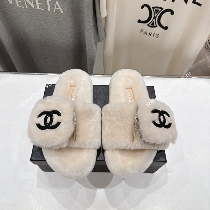 Chanel Wool Flat Slides Sandal with Zip Pouch Light Grey 2025 CH090112 (MD-250901118)