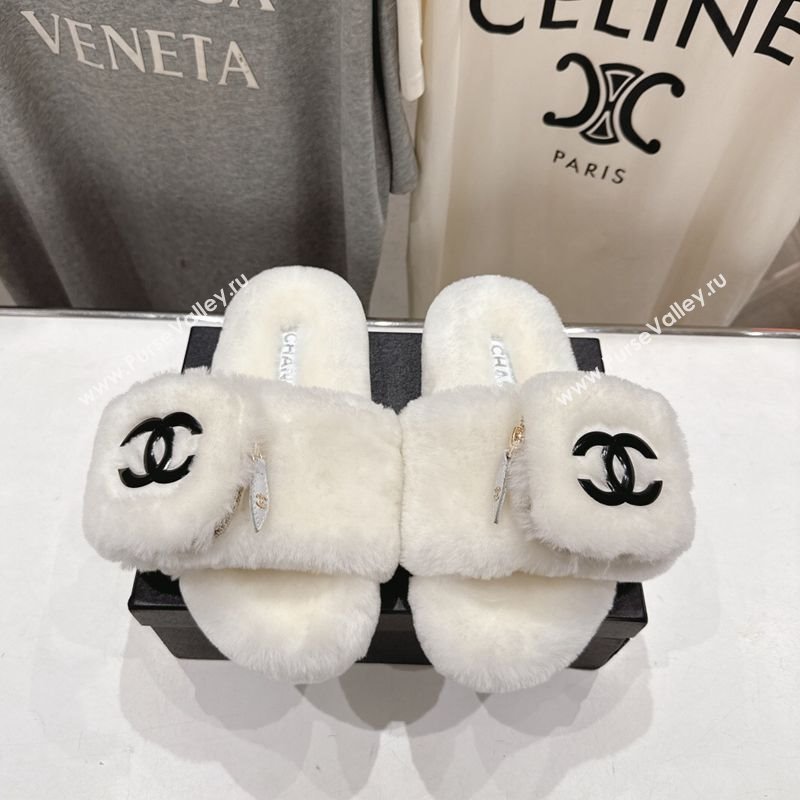 Chanel Wool Flat Slides Sandal with Zip Pouch White 2025 CH090112 (MD-250901119)