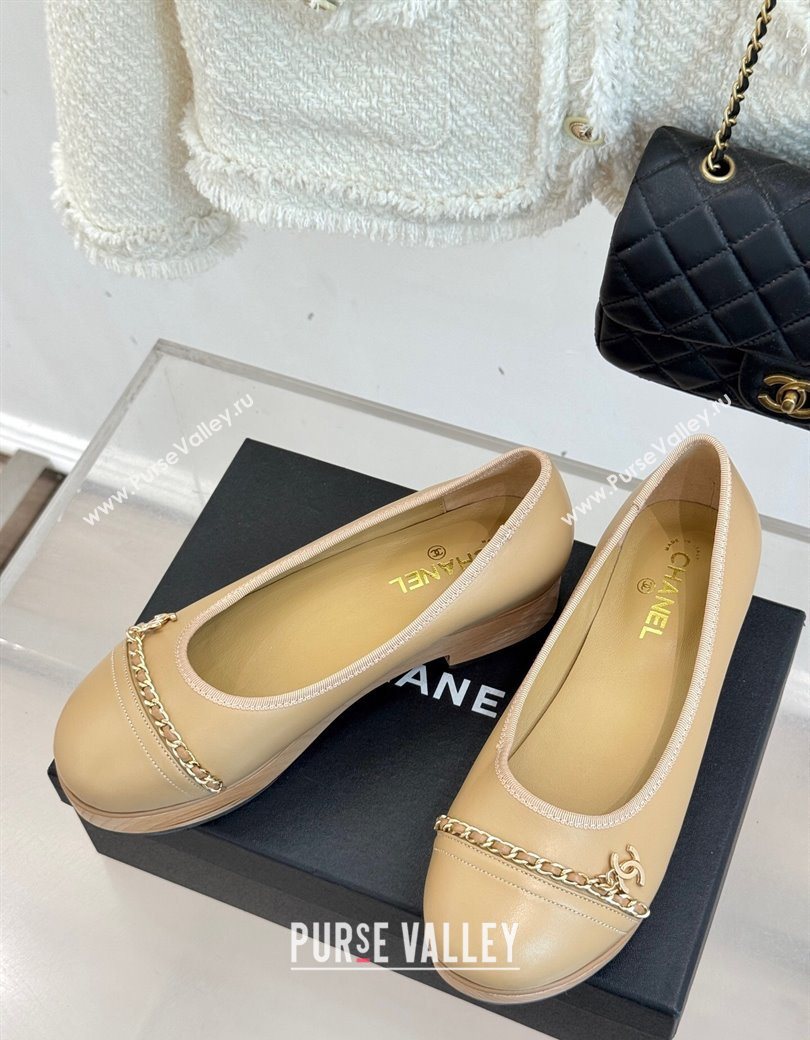 Chanel Lambskin Wood-Like Loafers with Chain Beige 2025 CH090114 (MD-250901134)