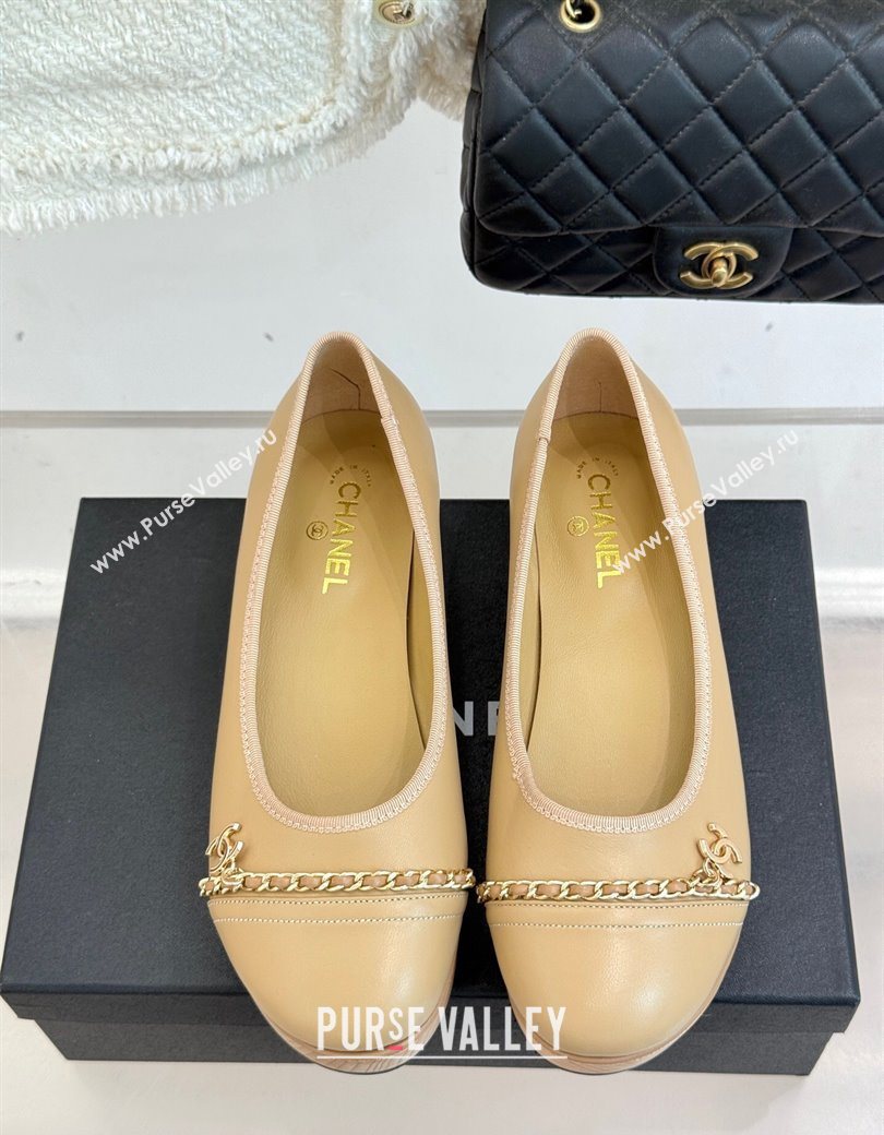 Chanel Lambskin Wood-Like Loafers with Chain Beige 2025 CH090114 (MD-250901134)