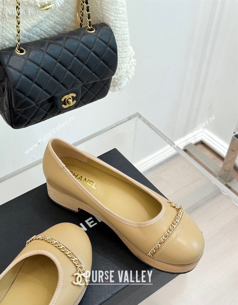 Chanel Lambskin Wood-Like Loafers with Chain Beige 2025 CH090114 (MD-250901134)