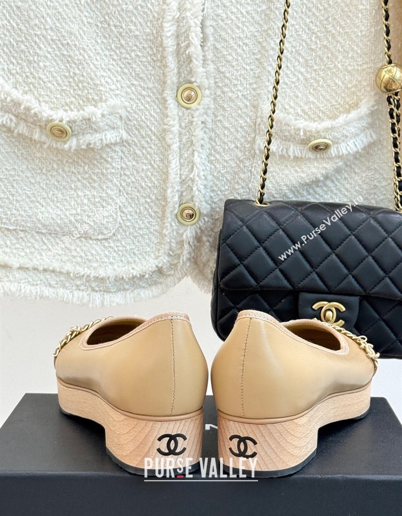 Chanel Lambskin Wood-Like Loafers with Chain Beige 2025 CH090114 (MD-250901134)