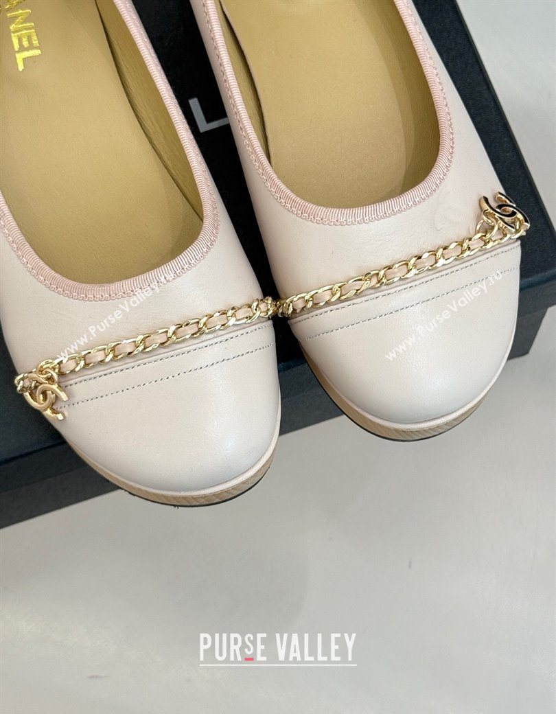 Chanel Lambskin Wood-Like Loafers with Chain Pale Pink 2025 CH090114 (MD-250901135)
