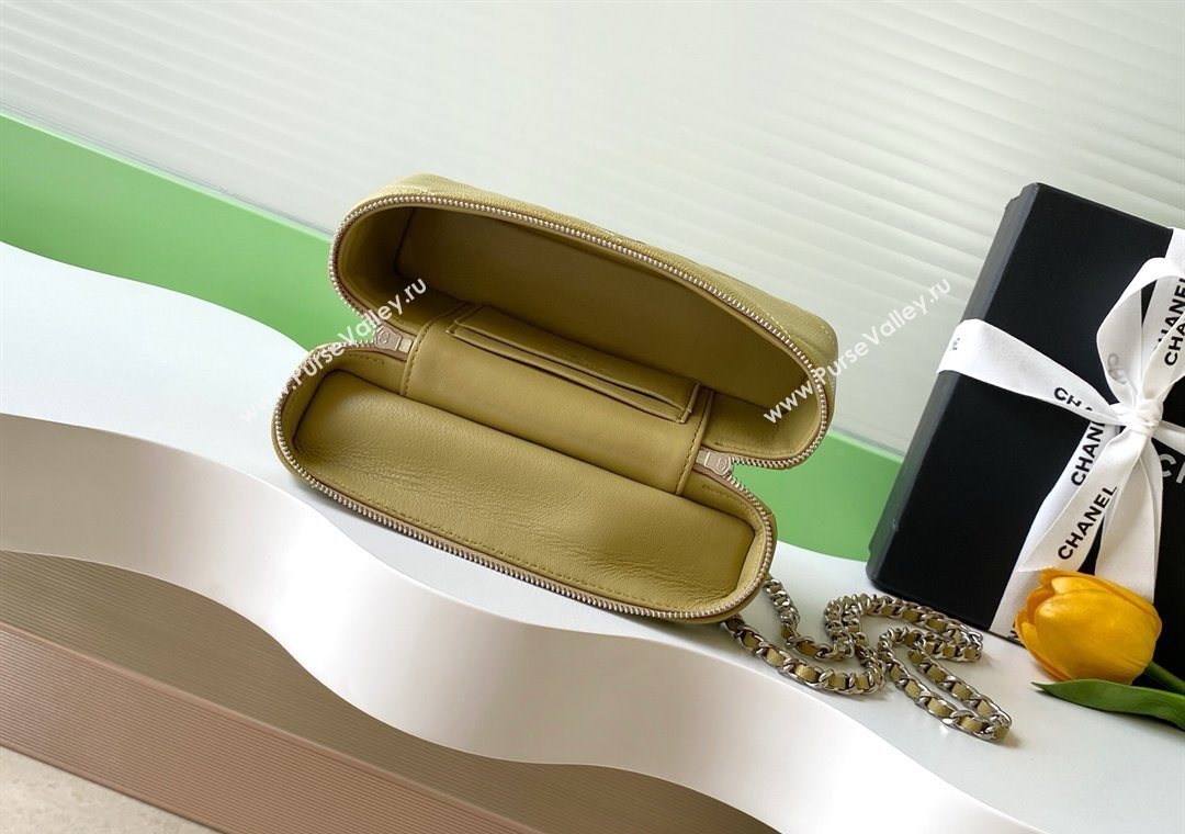 Chanel Grained Shiny Calfskin Vanity Case with Chain and Top Handle Yellow Green 2025 AP4936 (yezi-251010135)