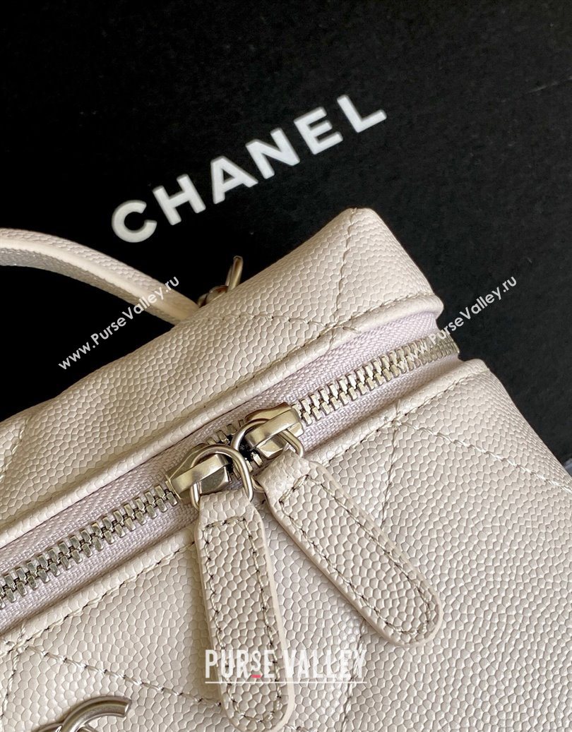 Chanel Grained Shiny Calfskin Vanity Case with Chain and Top Handle Pale Grey/Silver 2025 AP4936 (yezi-251010138)