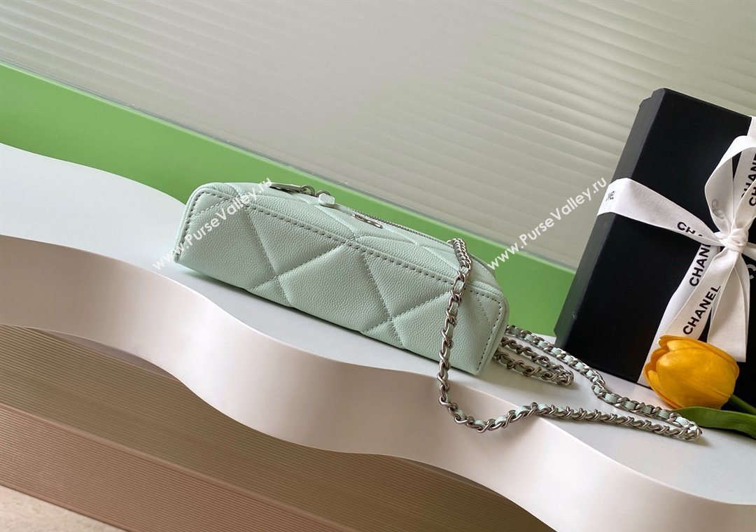 Chanel Grained Shiny Calfskin Vanity Case with Chain and Top Handle Light Green/Silver 2025 AP4936 (yezi-251010139)