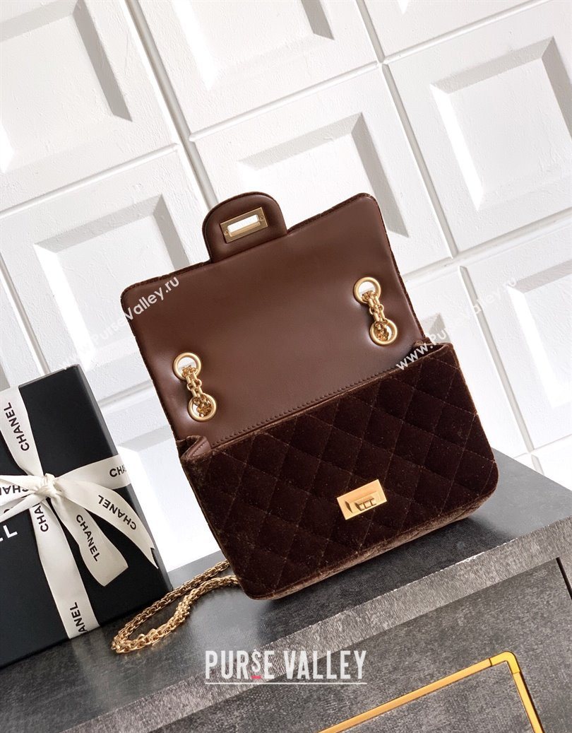 Chanel Velvet Mini 2.55 Flap Handbag Coffee Brown 2025 AS0874 (yezi-251010114)