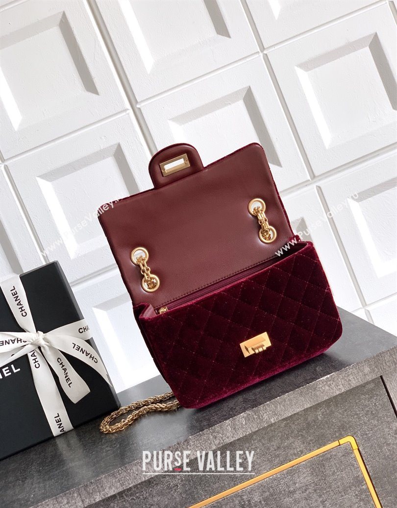 Chanel Velvet Mini 2.55 Flap Handbag Burgundy 2025 AS0874 (yezi-251010117)