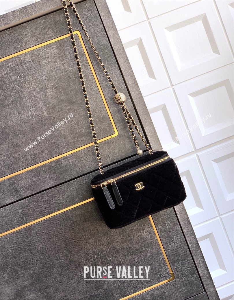 Chanel Velvet Vanity Case with Chain and Strass Ball Black 2025 CH101007 (yezi-251010124)