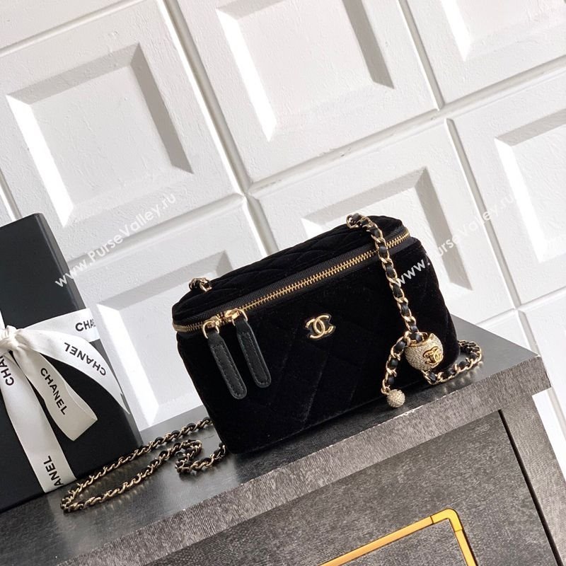 Chanel Velvet Vanity Case with Chain and Strass Ball Black 2025 CH101007 (yezi-251010124)