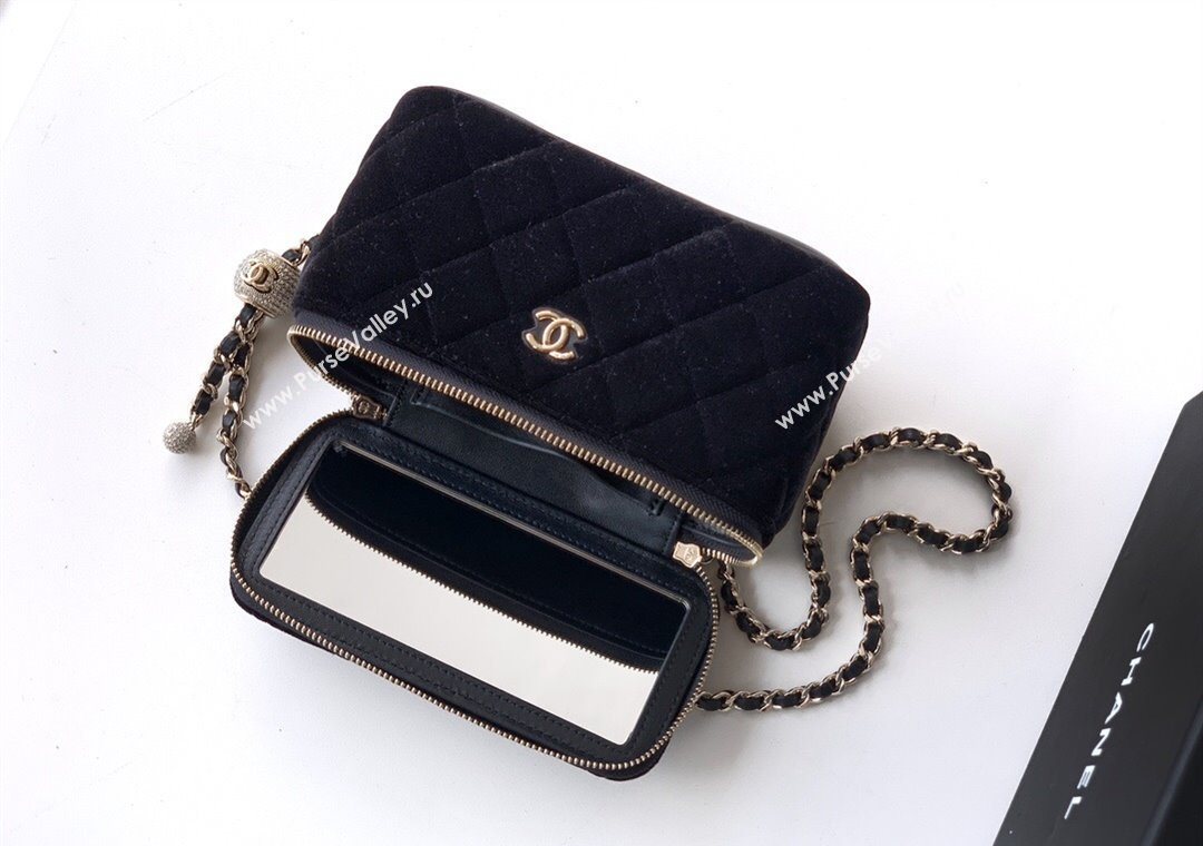 Chanel Velvet Vanity Case with Chain and Strass Ball Black 2025 CH101007 (yezi-251010124)