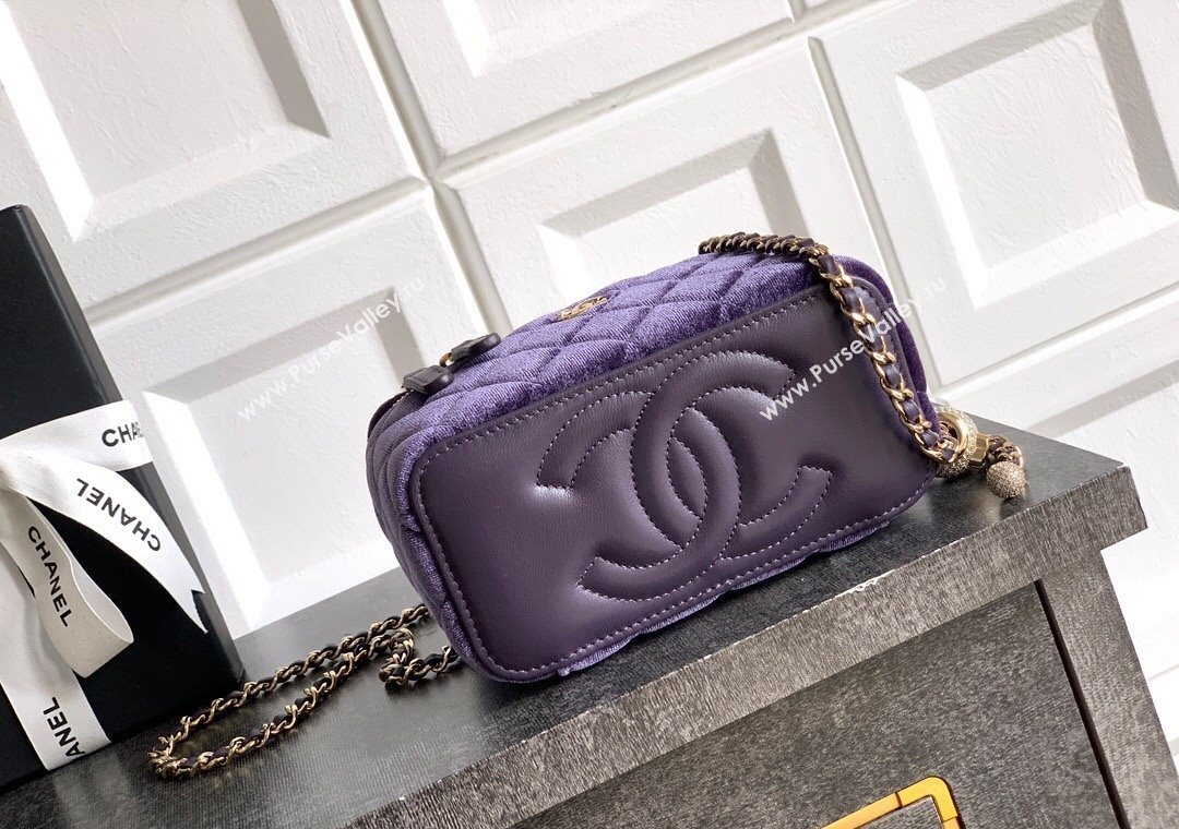 Chanel Velvet Vanity Case with Chain and Strass Ball Purple 2025 CH101007 (yezi-251010125)