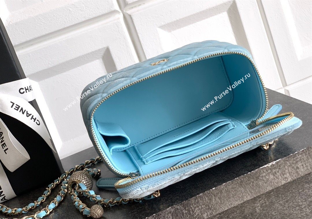 Chanel Velvet Vanity Case with Chain and Strass Ball Ice Blue 2025 CH101007 (yezi-251010126)