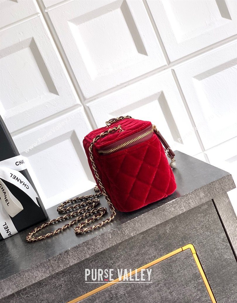 Chanel Velvet Vanity Case with Chain and Strass Ball Red 2025 CH101007 (yezi-251010127)