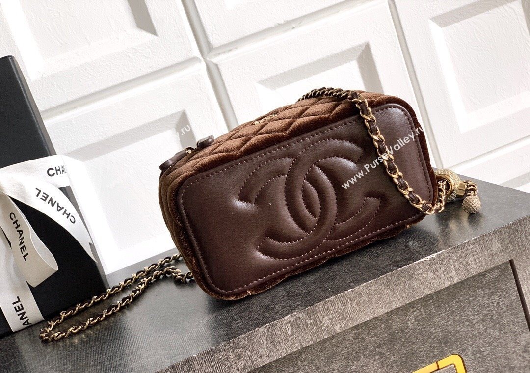 Chanel Velvet Vanity Case with Chain and Strass Ball Coffee Brown 2025 CH101007 (yezi-251010128)