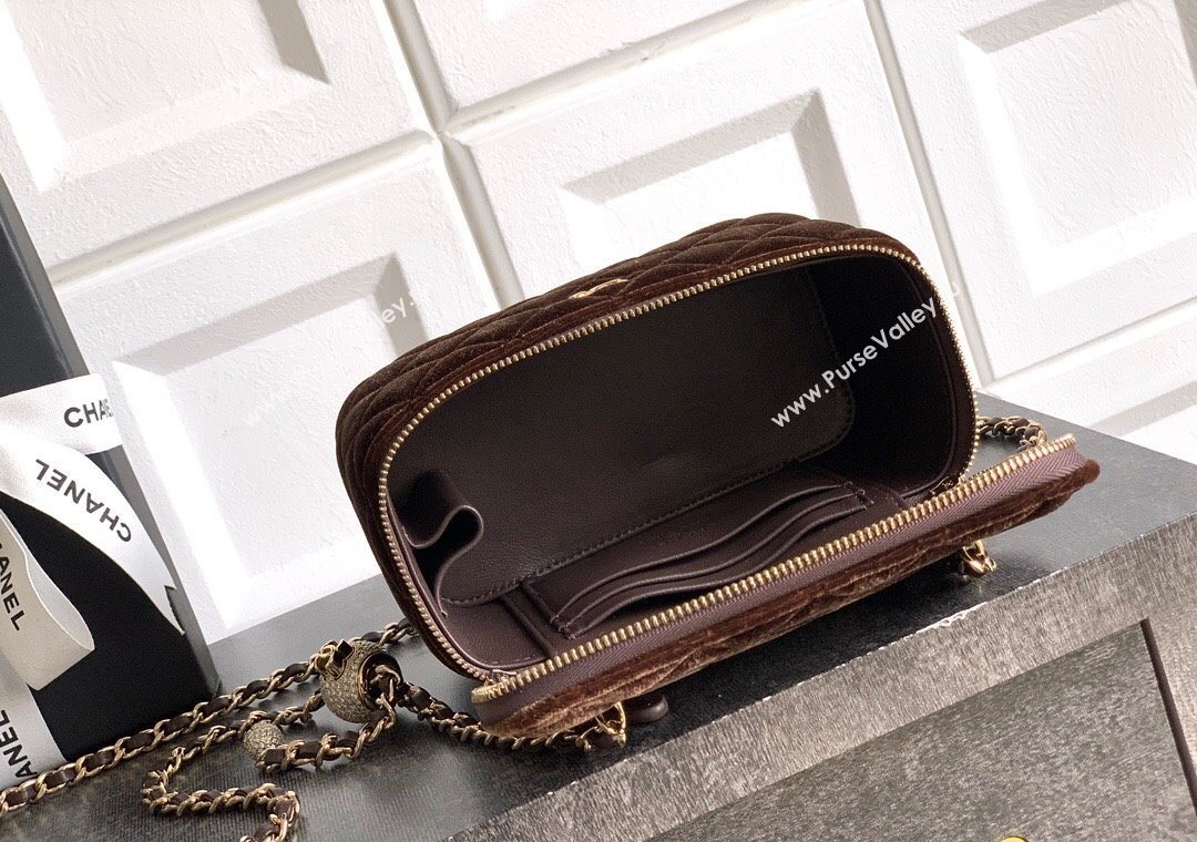 Chanel Velvet Vanity Case with Chain and Strass Ball Coffee Brown 2025 CH101007 (yezi-251010128)