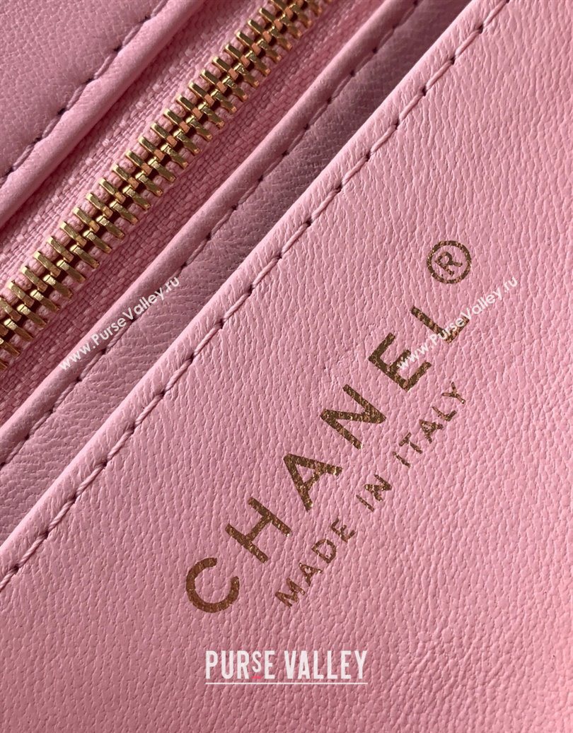 Chanel Shiny Lambskin Square Mini Flap Bag with CC Chain AS5758 Pink 2025 (yezi-251010164)