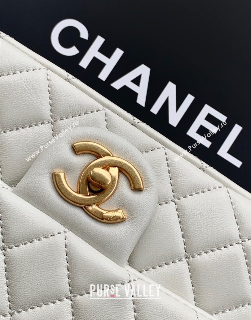 Chanel Shiny Lambskin Mini Flap Bag with CC Chain AS5759 Light Grey 2025 (yezi-251010172)